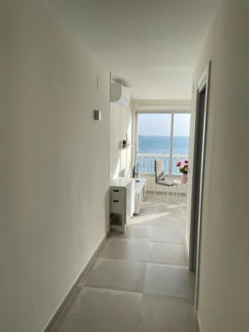 Precioso Apartamento A Estrenar En Primera Linea De Playa Benidorm Zewnętrze zdjęcie