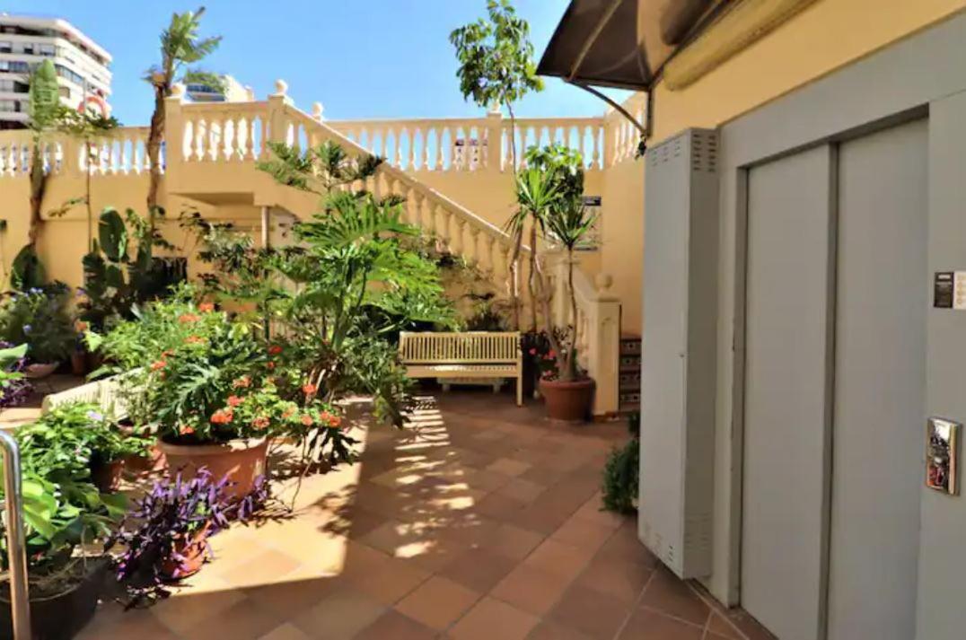 Precioso Apartamento A Estrenar En Primera Linea De Playa Benidorm Zewnętrze zdjęcie